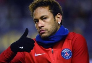 Neymar volta a ser relacionado para partida do PSG pelo Francês