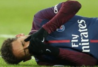 Diagnóstico de médico da Seleção sobre Neymar irrita PSG, diz jornal
