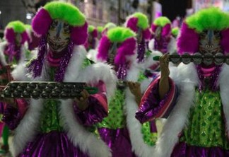 Salgueiro e Mangueira são favoritos na apuração do Carnaval do Rio