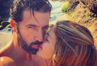 Companheira de Gustavo Santos exibe silhueta com foto em topless