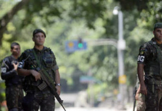 Contra o tráfico, uruguaios legalizaram maconha e México recorreu aos militares: Lições externas para olhar o Rio além do fígado - Por Clovis Rossi