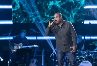 Pastor brasileiro vira sensação no The Voice Finlândia - VEJA VÍDEO