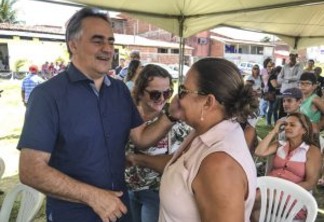 Prefeitura de João Pessoa entrega títulos de posse a 79 famílias da Comunidade Vila Mangueira