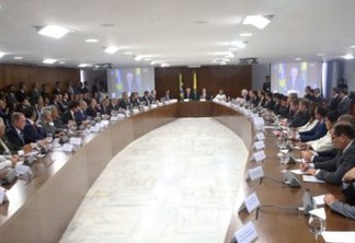 Brasília - O presidente Michel Temer discute Segurança Pública com governadores, em reunião no Palácio do Planalto (Antonio Cruz/Agência Brasil)