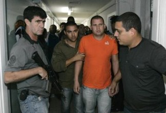 Macarrão, cúmplice do goleiro Bruno no caso Eliza Samudio, deixa a prisão