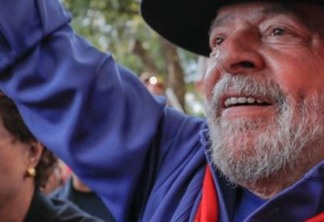 Lula encerra em Curitiba uma caravana conturbada por incidentes