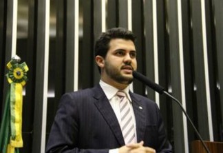 Wilson Filho pede urgência na reabertura de agências bancárias de Aroeiras e Boqueirão