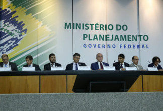 Brasília - Governo divulgao os resultados preliminares obtidos a partir do cruzamento de bases de dados do governo sobre políticas públicas sociais (Valter Campanato/Agência Brasil)