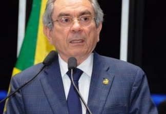 CONTINUA NA OPOSIÇÃO: Senador Raimundo Lira nega aproximação com João Azevedo