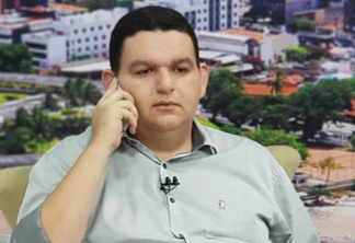 SURPRESA: Radialista Fabiano Gomes publica carta e pede demissão do Sistema Arapuan de Comunicação
