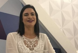 Gregória Benário manda recado: 'quem estiver andando ao lado do prefeito que nos informe rapidamente'; VEJA VÍDEOS