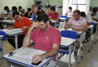 Mais de 32 mil candidatos fazem provas de concursos para prefeituras da Paraíba
