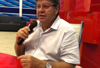 VEJA VÍDEO: Na TV Master João Azevedo detona Lucélio, "quando dirigiu os Portos o resultado foi desastroso"