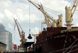 Porto de Cabedelo registra aumento de mais de 50% na movimentação de grãos em agosto