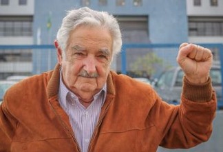 Pepe Mujica relata visita à Lula na prisão: 'o encontrei animado, lendo muitos livros, mas preocupado'; VEJA VÍDEO!