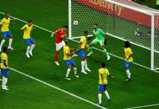 Fifa libera áudio do VAR no gol da Suíça contra o Brasil: ‘Contato leve’