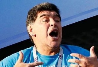 Após perder final, Maradona tenta agredir torcedores rivais