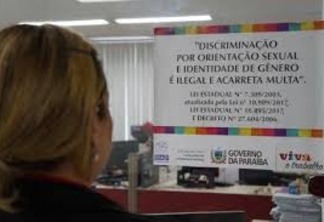 Em nota, PSOL repudia retirada de cartazes contra homofobia em estabelecimentos na PB