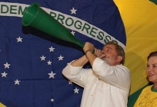 Da cadeia, Lula vai comentar Copa para TV de sindicato