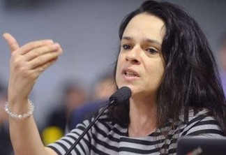 'Gases não podem parar um chefe de Estado', diz Janaína Paschoal sobre Bolsonaro