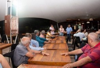 Edna Henrique e Edmilson Soares fazem dobradinha em Cabedelo com apoio de prefeito e vereadores