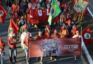 Três marchas pró-Lula em Brasília antecipam protesto desta quarta-feira