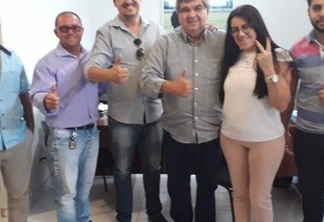 Roberto Paulino recebe adesão de ex-prefeito de São João do Tigre