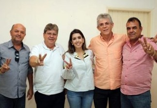 MAIS REFORÇOS: prefeita, vice-prefeito e vereadores de Monteiro aderem à pré-candidatura de João Azevêdo