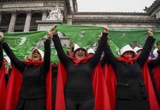 Senado da Argentina vota hoje a legalização do aborto