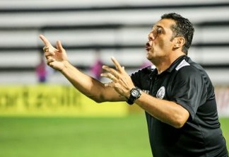 Treze confirma Maurílio Silva como técnico para 2019