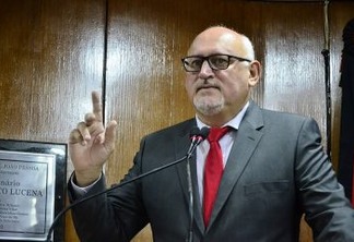 'EXPOSIÇÃO INDEVIDA': Vereador Marcos Henriques repudia Walber Virgulino por expor criança; VEJA VÍDEO