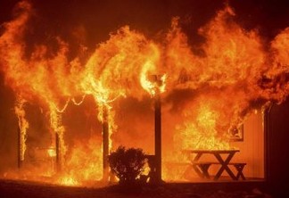 Jovem tem 80% do corpo queimado após incêndio; namorado é suspeito