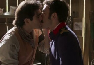 "Orgulho e Paixão" exibe primeiro beijo gay em uma novela das seis