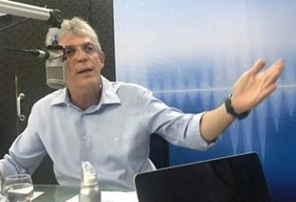 VEJA VÍDEO - Ricardo Coutinho diz que oposição está 'desesperada' ao inventar fakenews sobre declaração contra Bolsonaro: 'Vão ter que provar que eu disse isso'