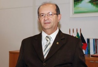 Juiz Aluizio Bezerra lança livro ‘Processo de Improbidade Administrativa’ nesta quarta
