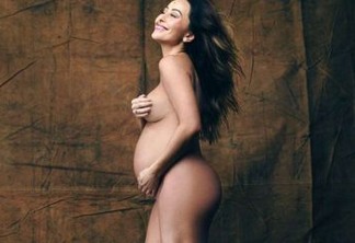 Sabrina Sato posta foto nua para celebrar nono mês de gravidez