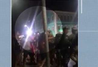 PM é preso após fazer disparos e ferir quatro pessoas durante festa pró-Bolsonaro