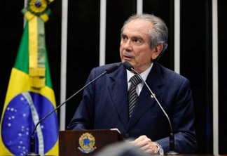 Raimundo Lira declara voto em Cássio para o Senado