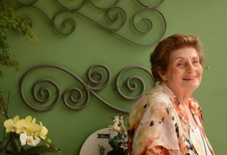 Morre a escritora espiritualista Zibia Gasparetto, aos 92 anos