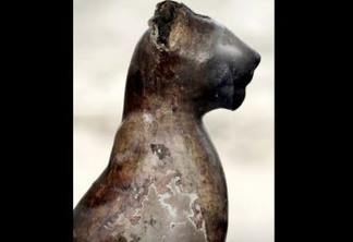 Arqueologistas encontram tumbas com múmias de gato no Egito