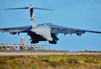 Mais de 100 aeronaves e 14 países participam de exercícios de guerra em Natal