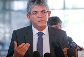 Governador Ricardo Coutinho volta a criticar eleição de Jair Bolsonaro: "O Brasil fez um retrocesso inadmissível"
