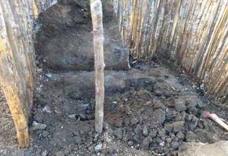 Corpo de idoso é encontrado enterrado em chiqueiro de porcos na Paraíba