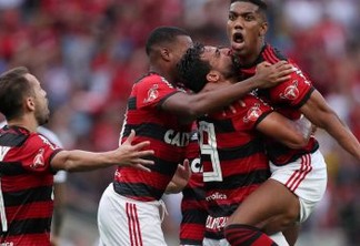 No Maracanã lotado, Flamengo encerra ano e dá adeus a Lucas Paquetá