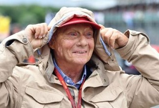 Niki Lauda afirma que transplante de pulmão foi pior que acidente em que correu risco de vida