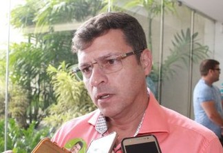 PREFEITO BLINDADO: Vereadores de Cabedelo aprovam emenda que garante mandato de Vitor mesmo se condenado pela Xeque Mate