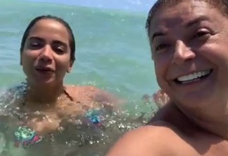 VEJA VÍDEO: Após show do Fest Verão, Anitta curte 'piscina natural', no mar de JP