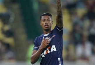 Flamengo oferece total de R$ 30 mi por B. Henrique e Santos faz última imposição