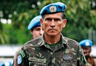 General Santos Cruz diz que 'Ativistas do PT têm ‘obrigação moral’ de sair do governo'