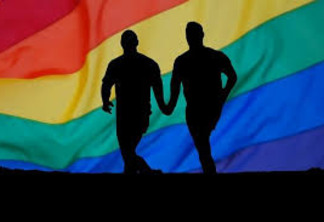 HOMOFOBIA EM JP: pedras em gays; piscadela entre policiais e agressores